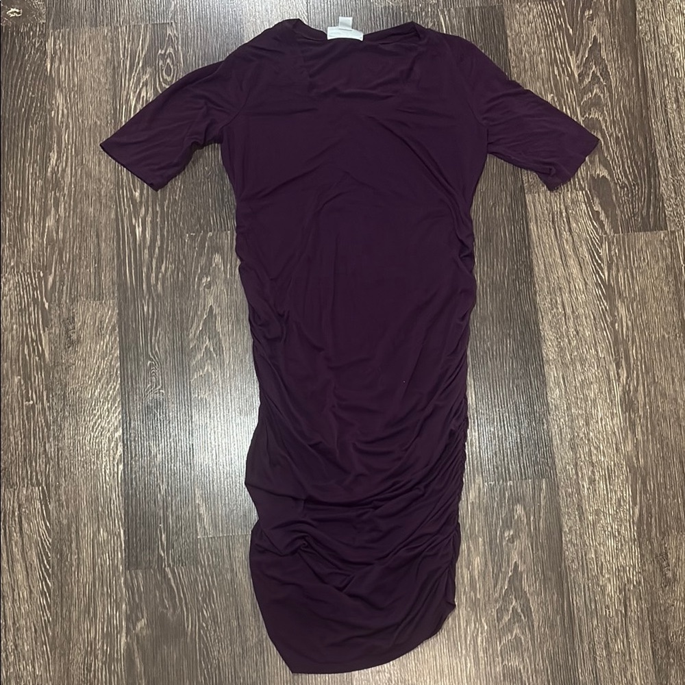 Motherhood Maternity short sleeve deep plum dress size small